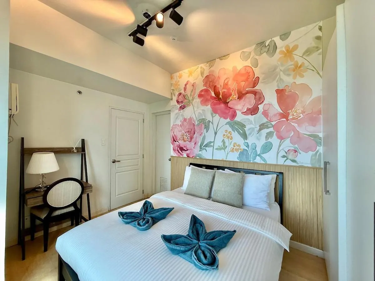 Spacious Tropics With Golf View In Bgc Manila Lejlighed